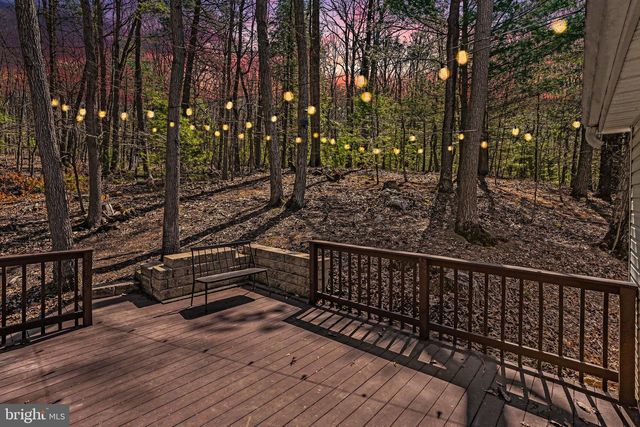 48 LIBERTY DR, Mount Holly Springs, PA 17065