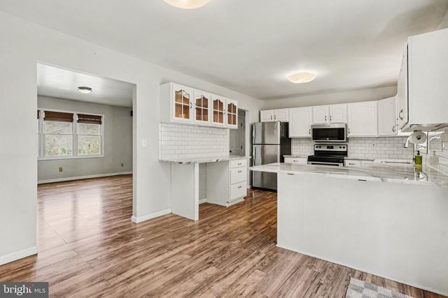 48 LIBERTY DR, Mount Holly Springs, PA 17065