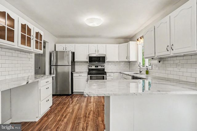 48 LIBERTY DR, Mount Holly Springs, PA 17065