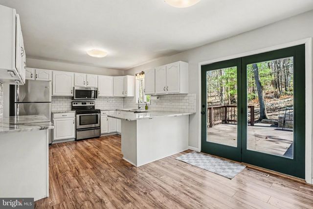 48 LIBERTY DR, Mount Holly Springs, PA 17065