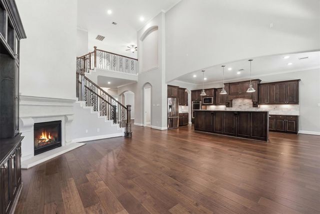 5830 Vineyard Creek Lane, Houston, TX 77365