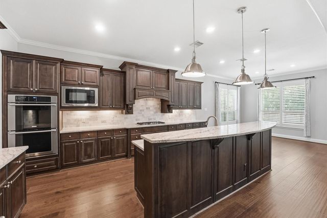 5830 Vineyard Creek Lane, Houston, TX 77365