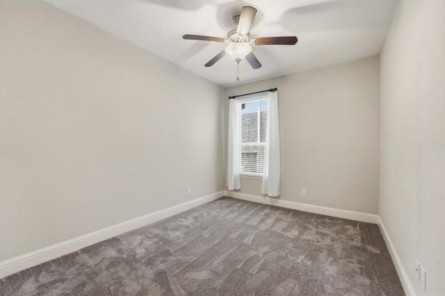 5830 Vineyard Creek Lane, Houston, TX 77365