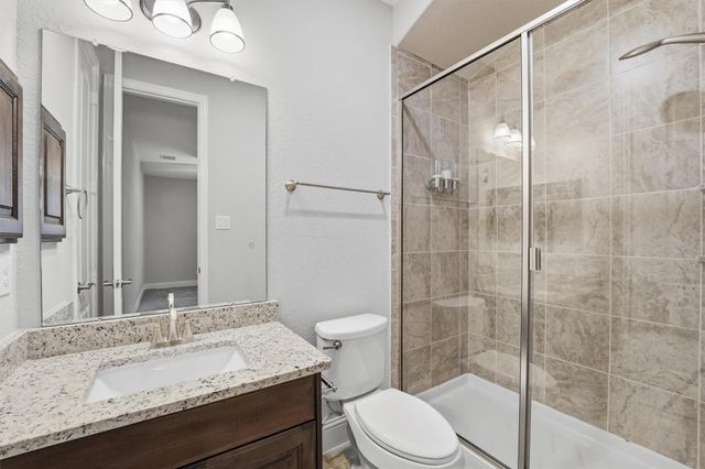 5830 Vineyard Creek Lane, Houston, TX 77365