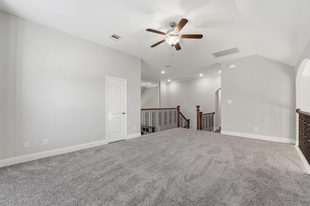 5830 Vineyard Creek Lane, Houston, TX 77365