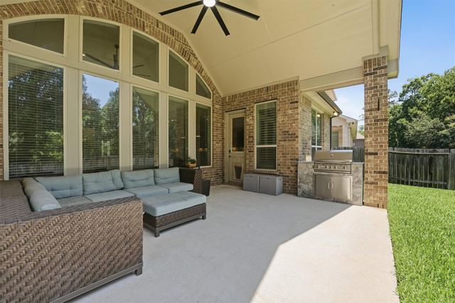 5830 Vineyard Creek Lane, Houston, TX 77365