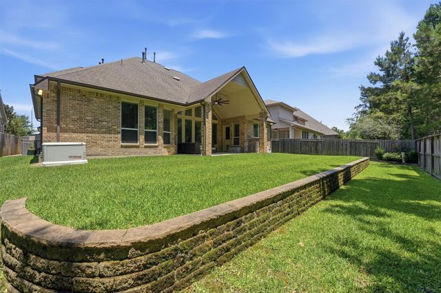 5830 Vineyard Creek Lane, Houston, TX 77365