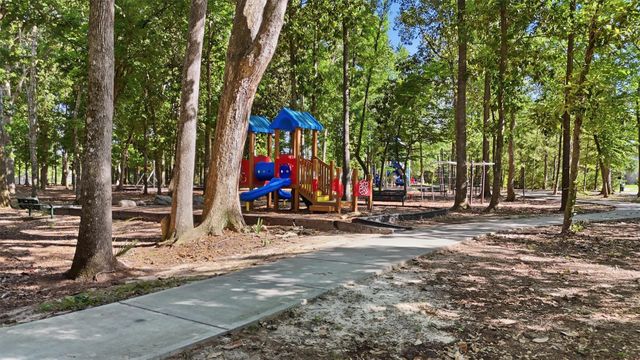 5830 Vineyard Creek Lane, Houston, TX 77365