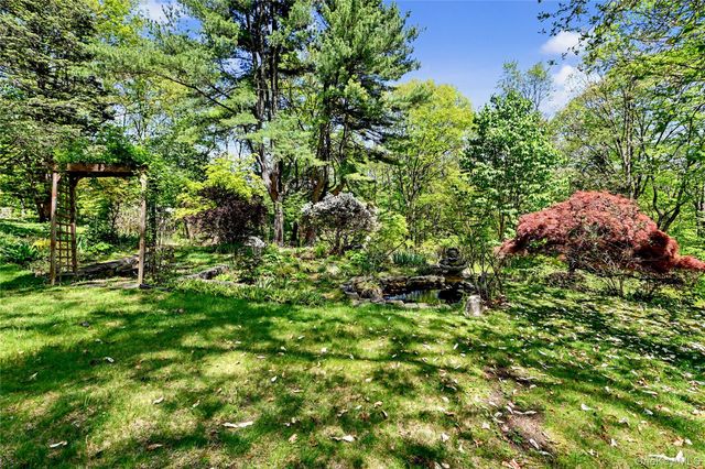 631 Croton Falls Road, Carmel, NY 10512