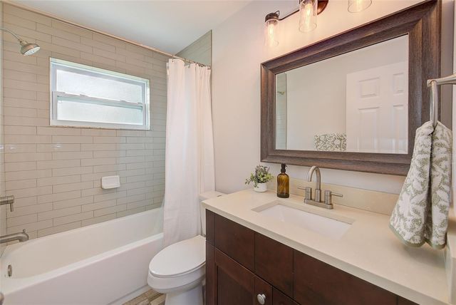 2589 SUNNY BREEZE AVENUE, Largo, FL 33770