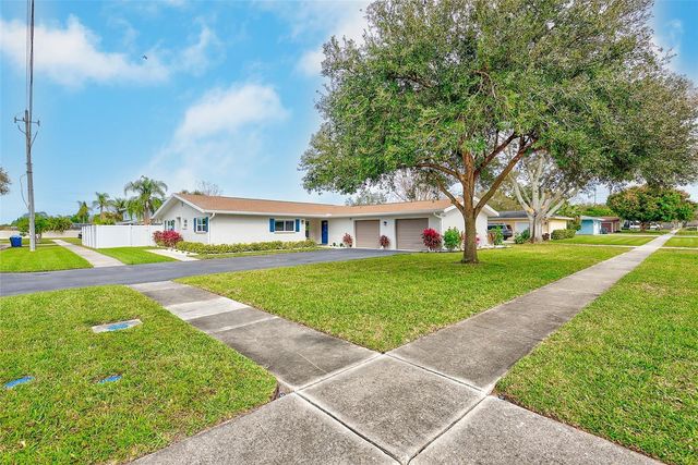 2589 SUNNY BREEZE AVENUE, Largo, FL 33770