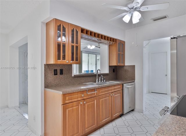 7100 NW 66th Terrace, Tamarac, FL 33321