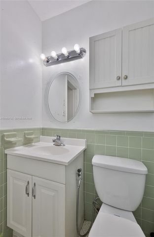 7100 NW 66th Terrace, Tamarac, FL 33321