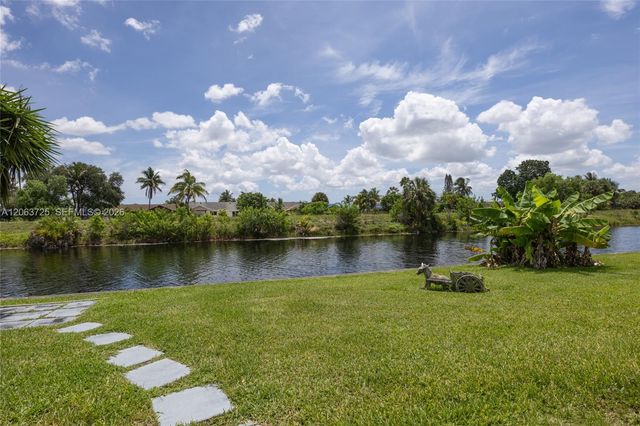 7100 NW 66th Terrace, Tamarac, FL 33321