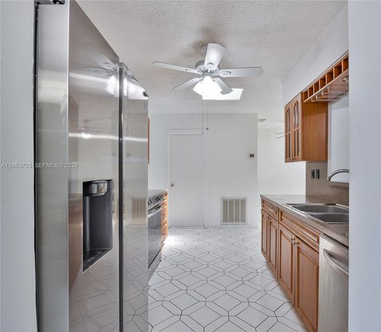 7100 NW 66th Terrace, Tamarac, FL 33321