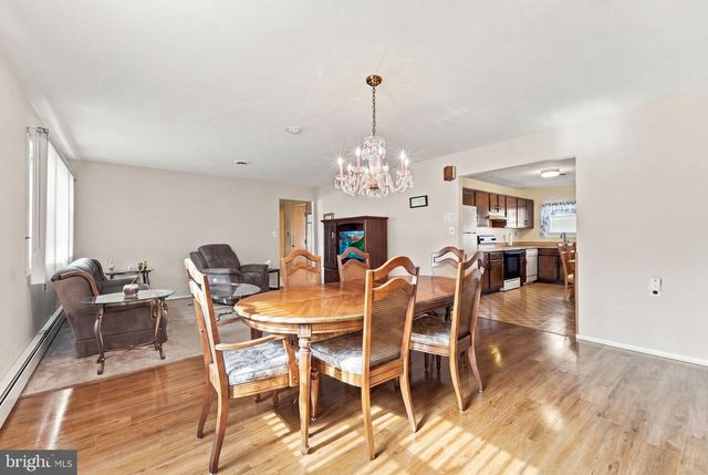 11 LE DIAMANT ST, Toms River, NJ 08757