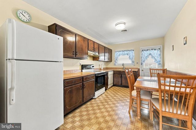 11 LE DIAMANT ST, Toms River, NJ 08757