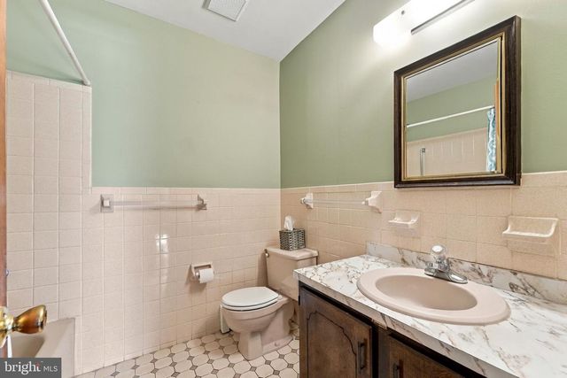11 LE DIAMANT ST, Toms River, NJ 08757