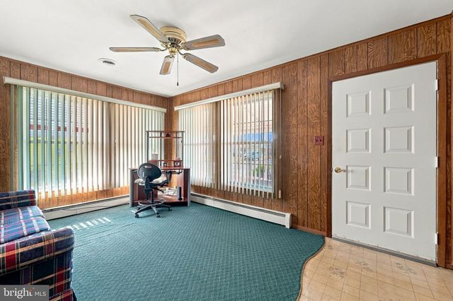 11 LE DIAMANT ST, Toms River, NJ 08757