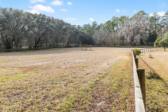 22157 NW 87TH AVENUE ROAD, Micanopy, FL 32667