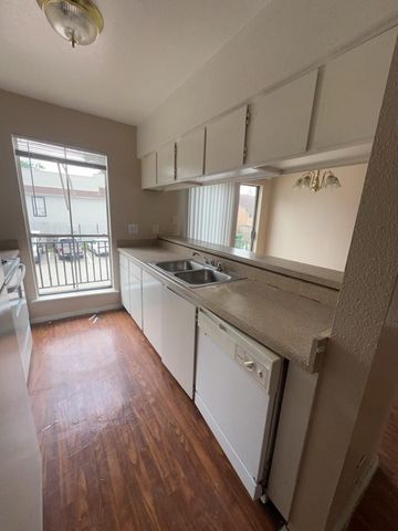 6200 W Tidwell Road 2204, Houston, TX 77092