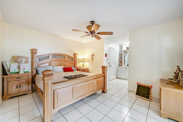 14473 SW 172nd Ln, Miami, FL 33177