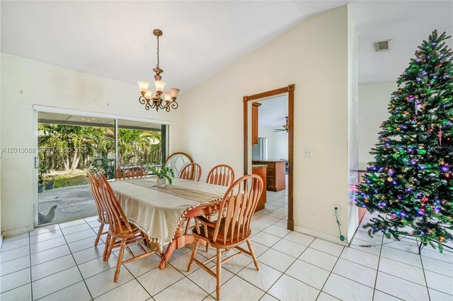 14473 SW 172nd Ln, Miami, FL 33177