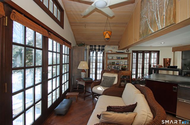 28 Tracy Drive, Vernon, CT 06066