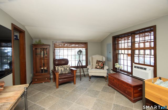 28 Tracy Drive, Vernon, CT 06066