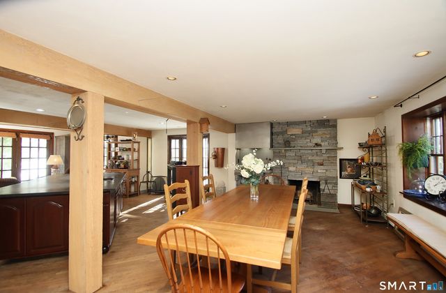 28 Tracy Drive, Vernon, CT 06066