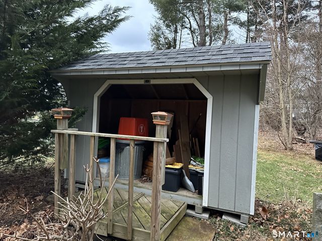 28 Tracy Drive, Vernon, CT 06066