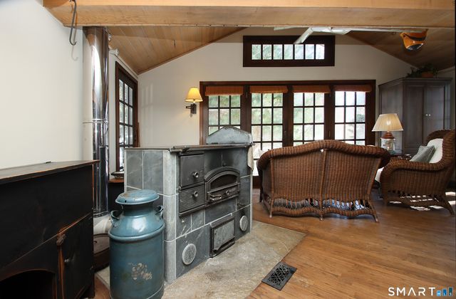 28 Tracy Drive, Vernon, CT 06066