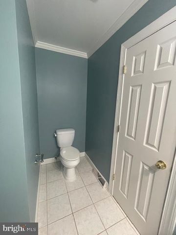 1704 BARNABY ST, Newark, DE 19702