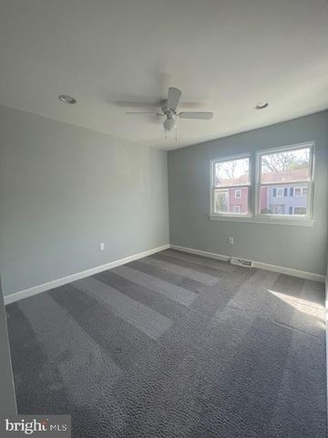 1704 BARNABY ST, Newark, DE 19702