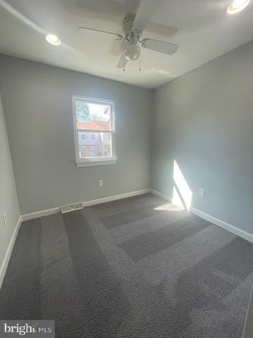 1704 BARNABY ST, Newark, DE 19702