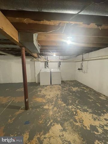 1704 BARNABY ST, Newark, DE 19702