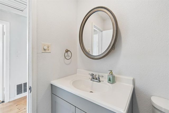 115 E Haddock Street, Norman, OK 73069