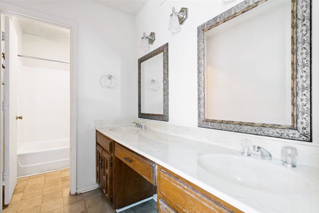 713 Harbour Town Drive 1, Lake Dallas, TX 75065