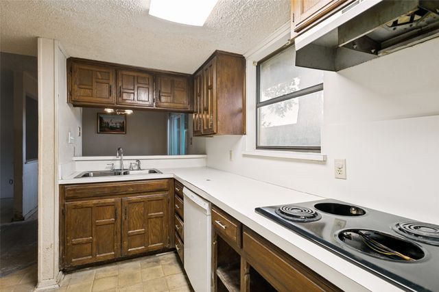 713 Harbour Town Drive 1, Lake Dallas, TX 75065