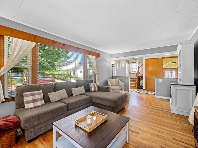 19 Roland Court, Winooski, VT 05404