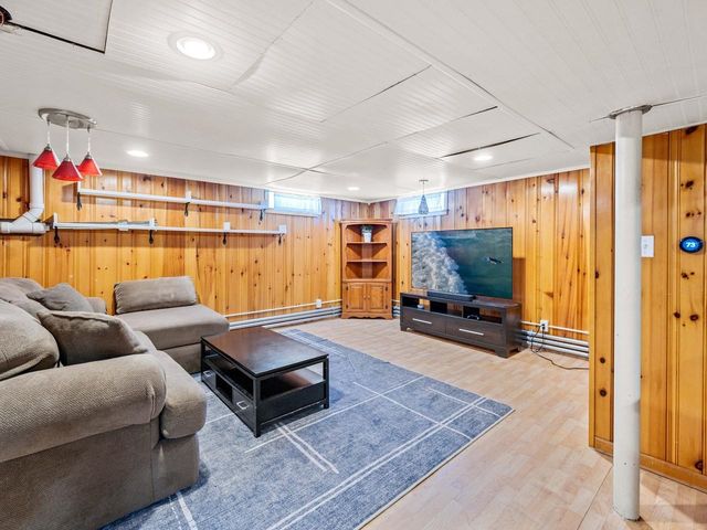 19 Roland Court, Winooski, VT 05404