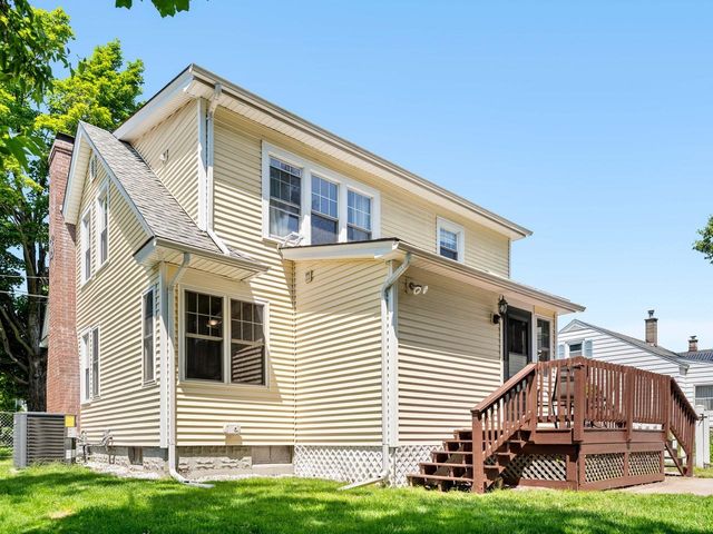 19 Roland Court, Winooski, VT 05404