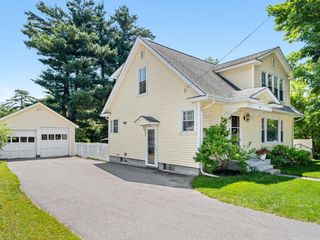 19 Roland Court, Winooski, VT 05404