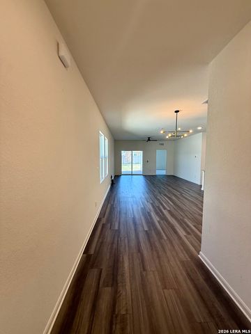 7239 KING BND, San Antonio, TX 78252