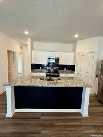 7239 KING BND, San Antonio, TX 78252