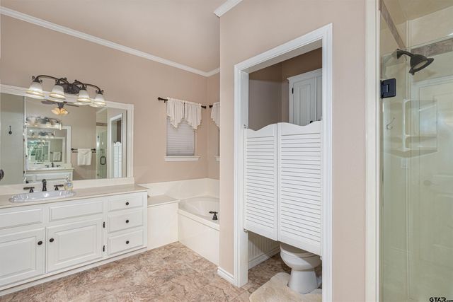 303 Canterbury Ct, Tyler, TX 75703
