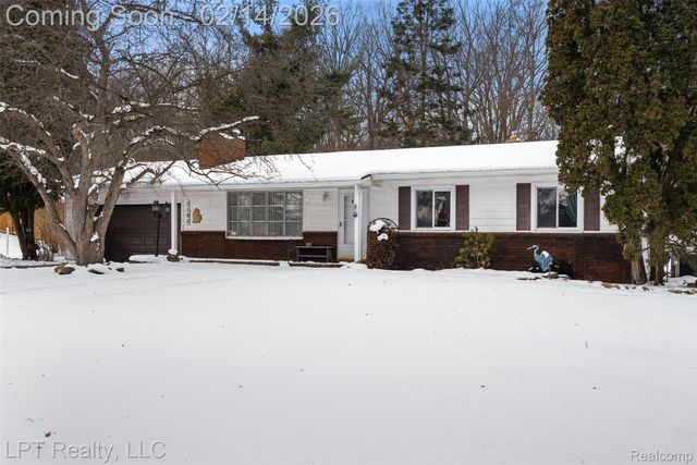 7192 Torrey Road, Mundy Township, MI 48473