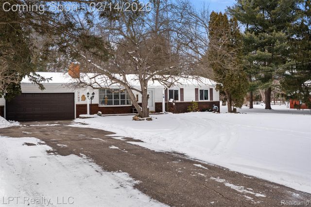 7192 Torrey Road, Mundy Township, MI 48473