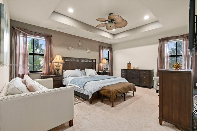 8825 NW 100th Pl 8825, Doral, FL 33178