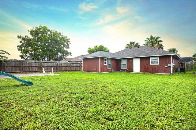 5834 Skylark Dr, Corpus Christi, TX 78408
